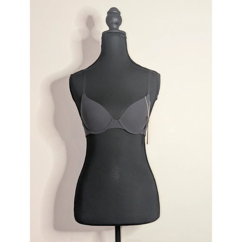 Skims Fits Everybody‎ T-Shirt Bra Onyx Size 32A BR-UWR-2294